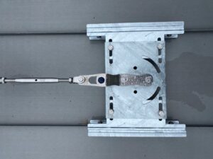 Comment assurer la résistance et la conformité des points d'ancrage