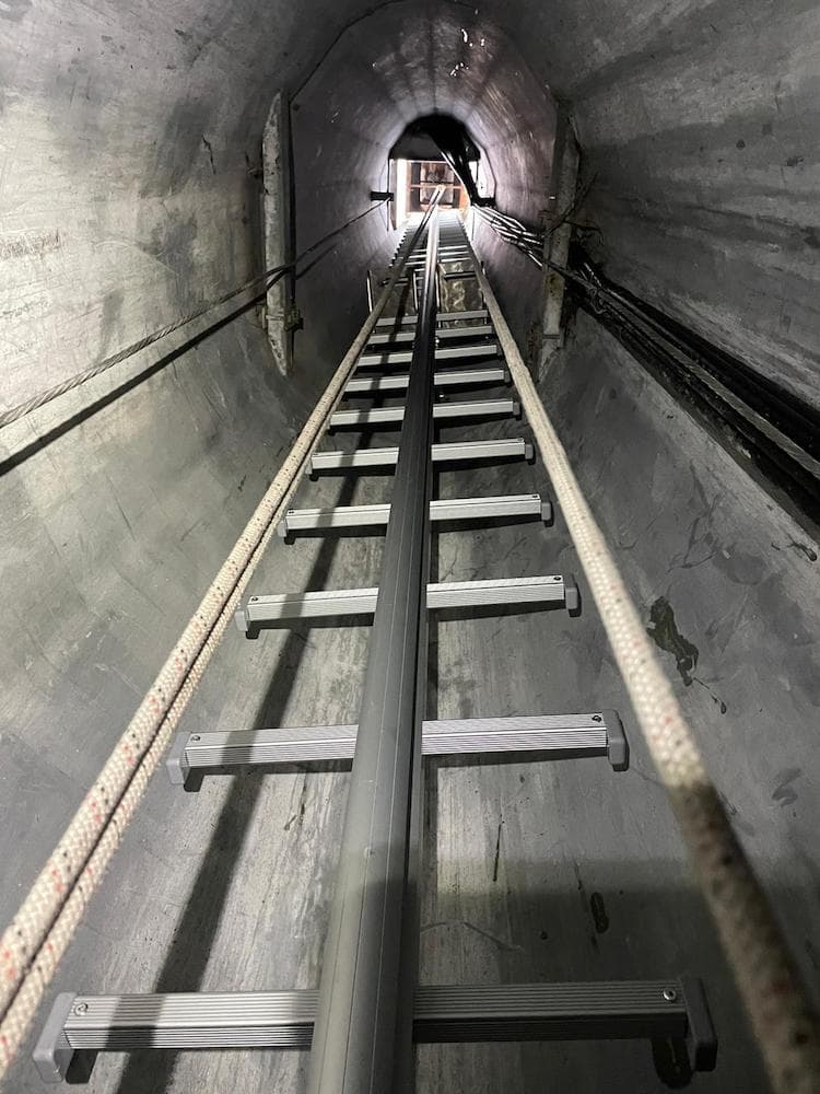 Vérification rail antichute